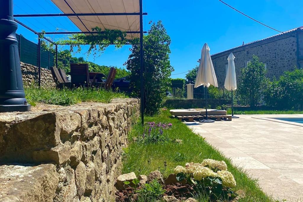 La Joannassiene, Maison Ardechoise De Caractere מראה חיצוני תמונה
