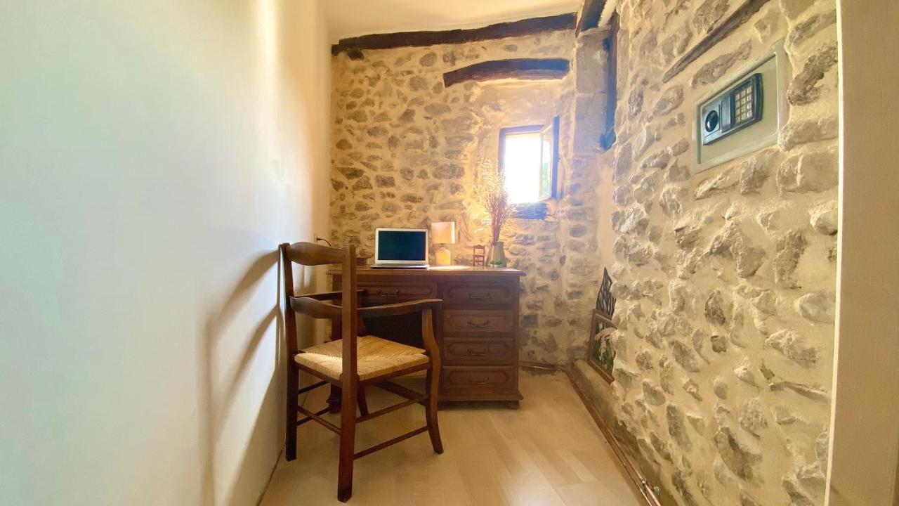 La Joannassiene, Maison Ardechoise De Caractere מראה חיצוני תמונה